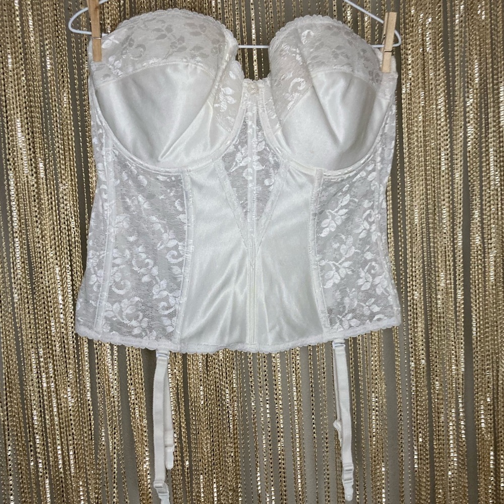 Vintage 42D bridal lingerie white lace corset w/ garter straps cotton lined cups